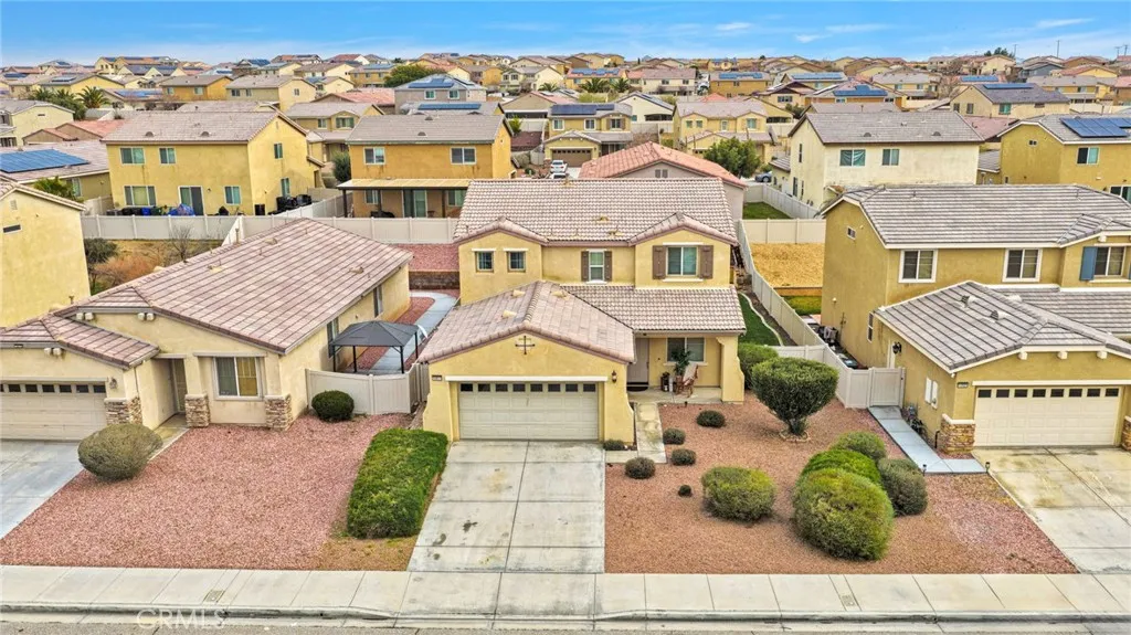 16617 Desert Lily Street, Victorville, California 92394 home-pic-46