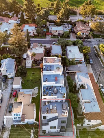 2400 Glendale Court, Los Angeles, California 90039