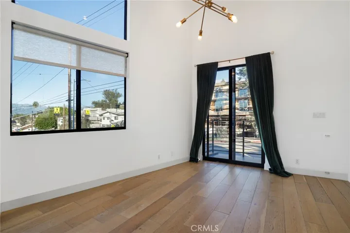 2400 Glendale Court, Los Angeles, California 90039