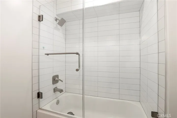 2400 Glendale Court, Los Angeles, California 90039