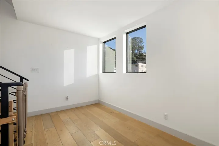 2400 Glendale Court, Los Angeles, California 90039