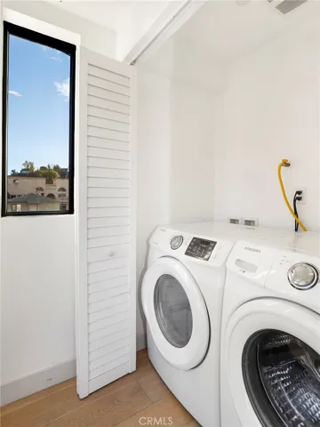 2400 Glendale Court, Los Angeles, California 90039