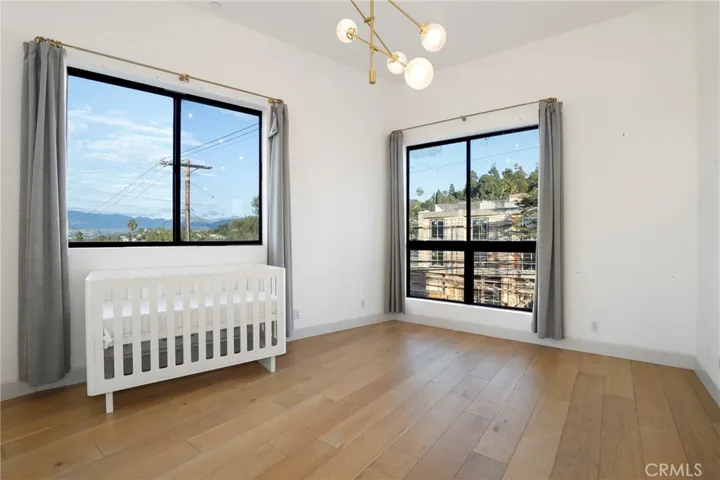 2400 Glendale Court, Los Angeles, California 90039