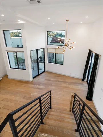 2400 Glendale Court, Los Angeles, California 90039