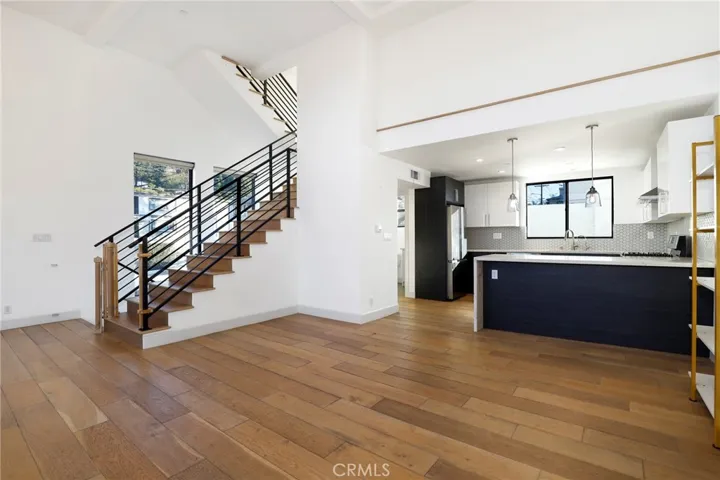 2400 Glendale Court, Los Angeles, California 90039