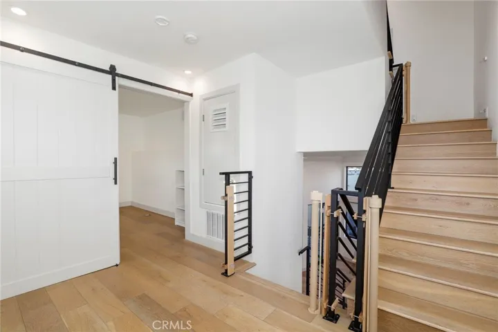 2400 Glendale Court, Los Angeles, California 90039