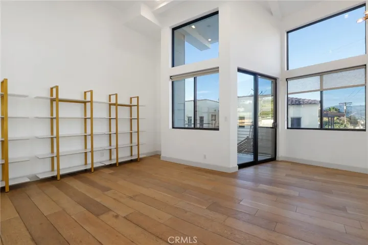 2400 Glendale Court, Los Angeles, California 90039
