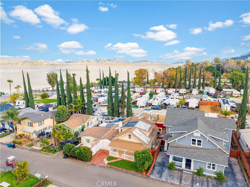 32932 Ethlene, Lake Elsinore, California 92530 home-pic-3