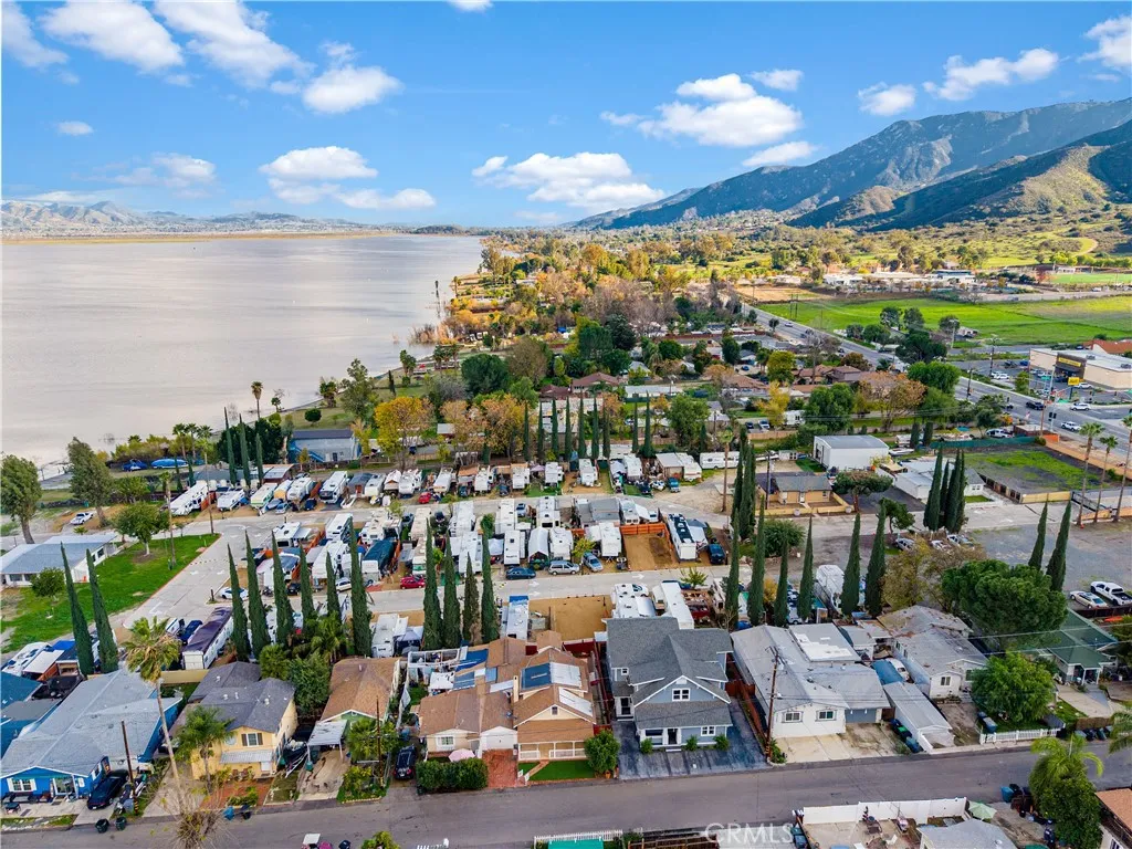 32932 Ethlene, Lake Elsinore, California 92530 home-pic-4