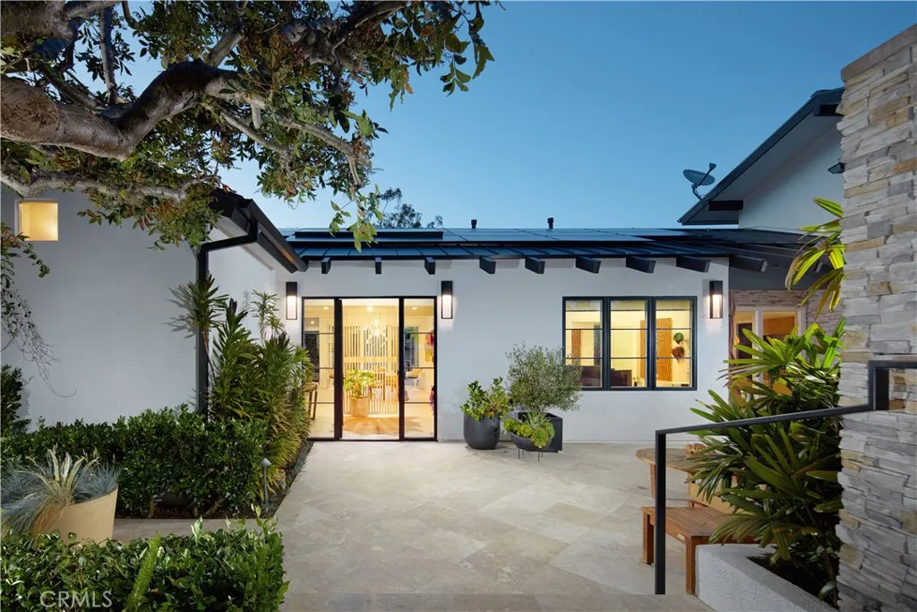 22 Cherry Hills Lane, Newport Beach, California 92660 home-pic-5