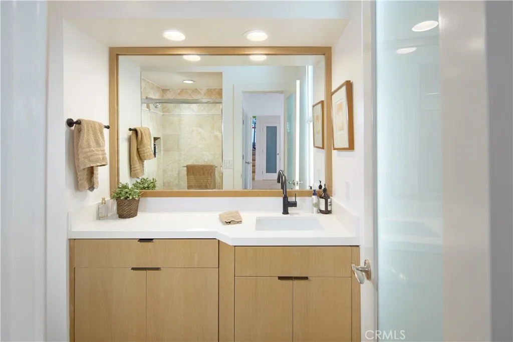 22 Cherry Hills Lane, Newport Beach, California 92660 home-pic-23
