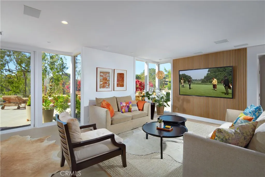 22 Cherry Hills Lane, Newport Beach, California 92660 home-pic-18