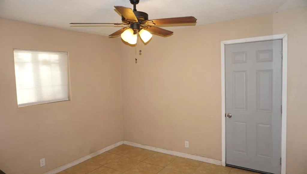 81077 Francis Avenue, Indio, California 92201 home-pic-12