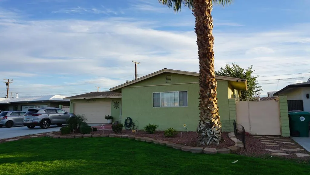 81077 Francis Avenue, Indio, California 92201 home-pic-2