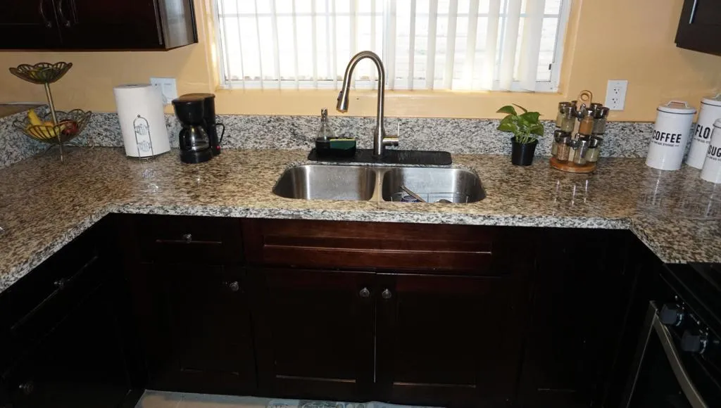 81077 Francis Avenue, Indio, California 92201 home-pic-10