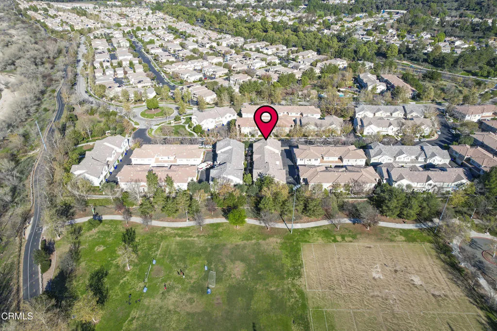 27285 Blue Spruce Pl - 34