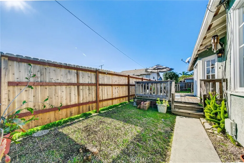 1725 S Centre Street, San Pedro, California 90731 home-pic-30