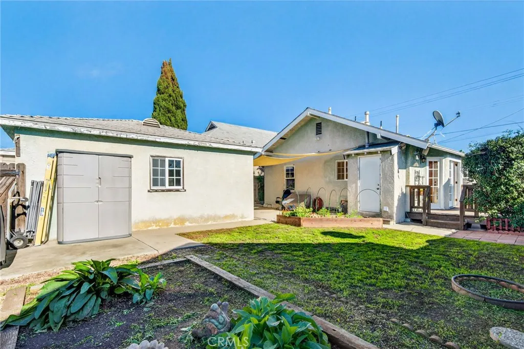 1725 S Centre Street, San Pedro, California 90731 home-pic-32