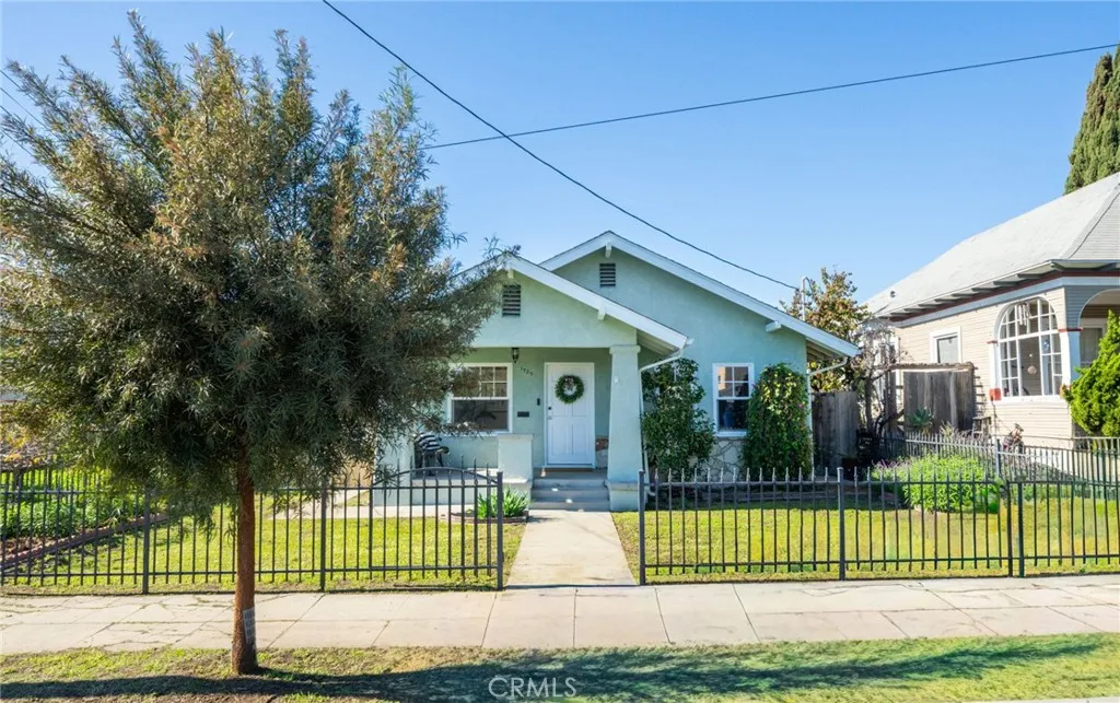 1725 S Centre Street, San Pedro, California 90731 home-pic-5