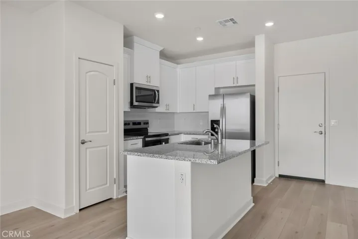 14840 Indigo, Apple Valley, California 92307