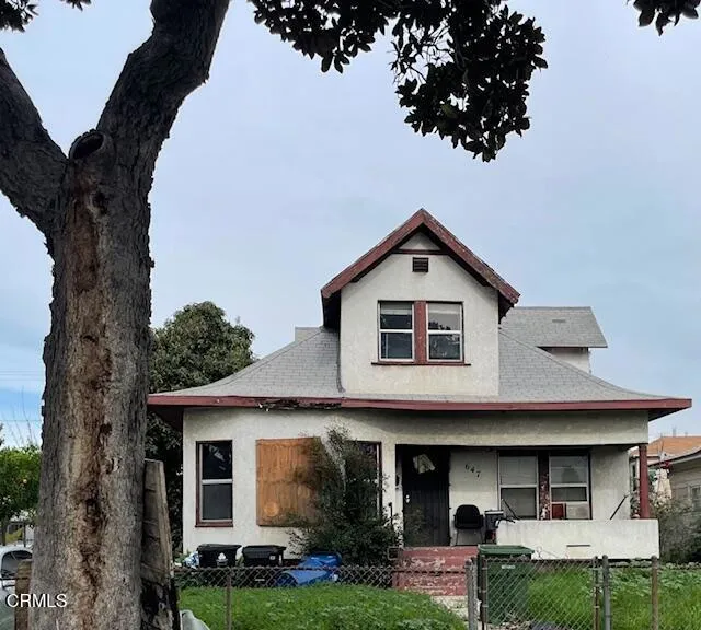 647 E 50th Street, Los Angeles, California 90011 home-pic-1