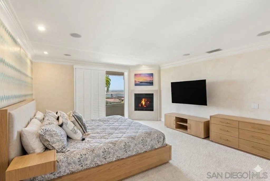 617 Gage Drive, San Diego, California 92106 home-pic-29