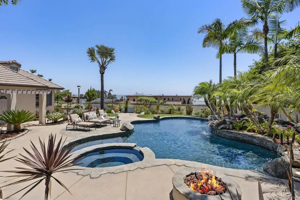 617 Gage Drive, San Diego, California 92106 home-pic-45