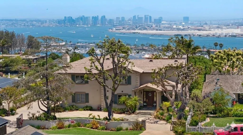 617 Gage Drive, San Diego, California 92106 home-pic-3