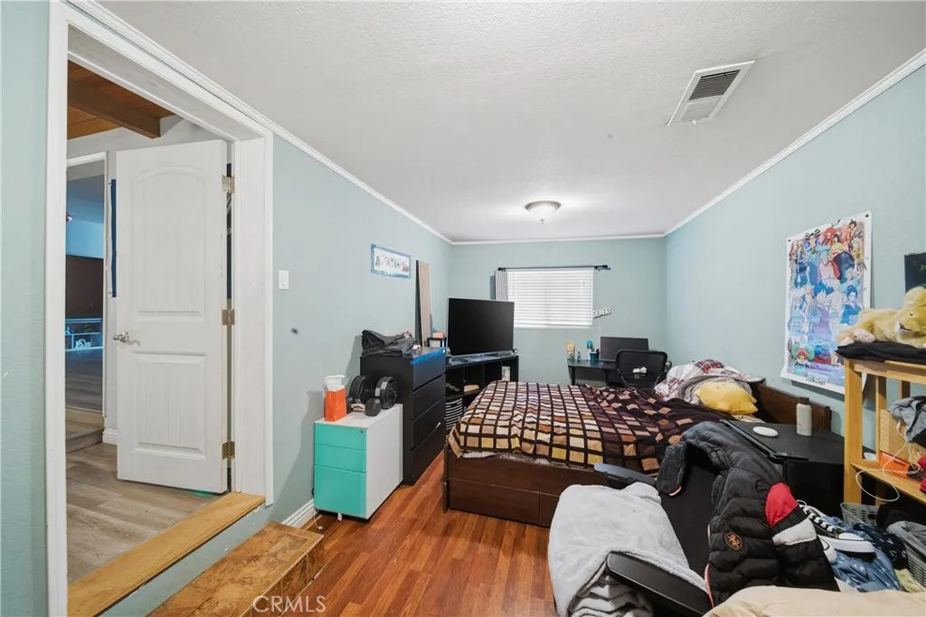 4221 Hillside Avenue, Norco, California 92860 home-pic-16