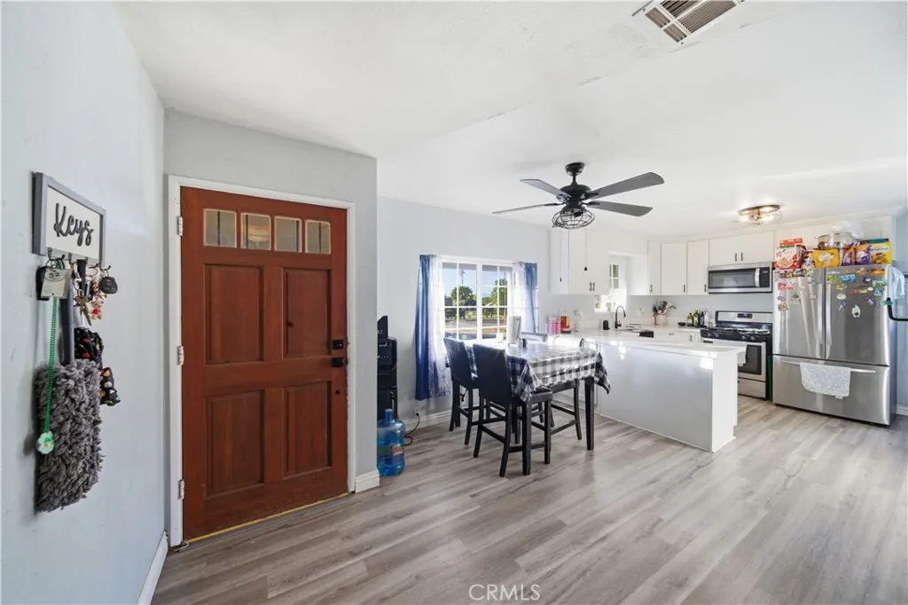 4221 Hillside Avenue, Norco, California 92860 home-pic-8