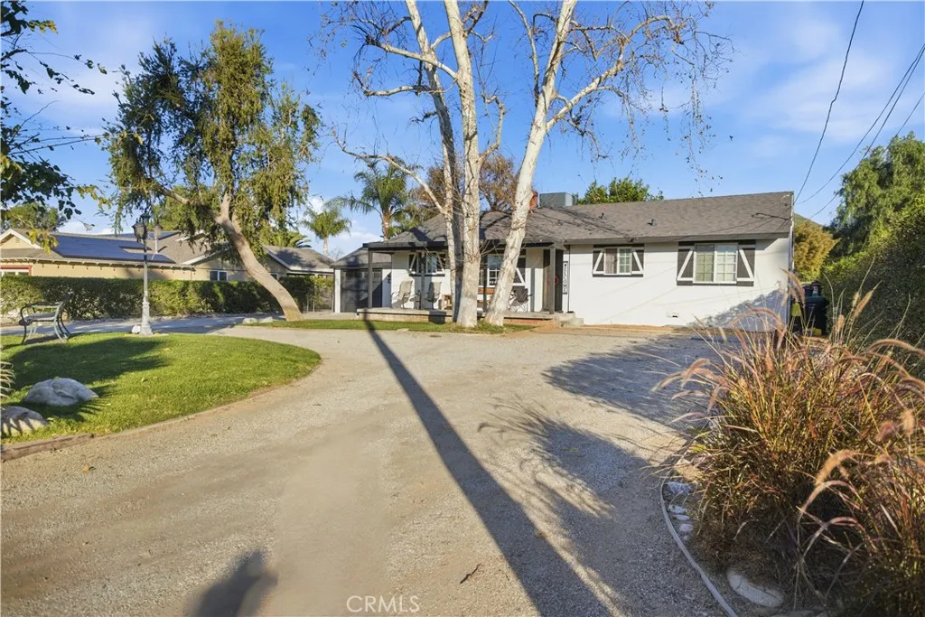 4221 Hillside Avenue, Norco, California 92860 home-pic-5