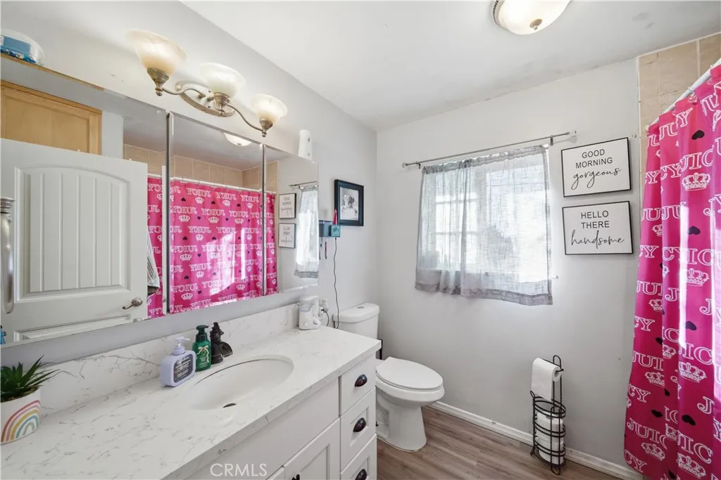 4221 Hillside Avenue, Norco, California 92860 home-pic-19
