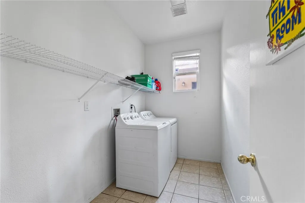 14286 Tortoise, Victorville, California 92394 home-pic-24