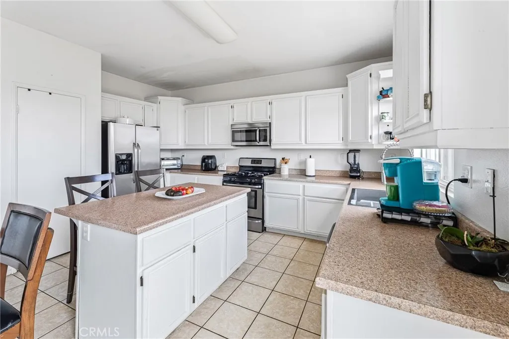 14286 Tortoise, Victorville, California 92394 home-pic-11