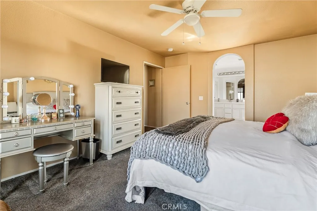 14286 Tortoise, Victorville, California 92394 home-pic-16