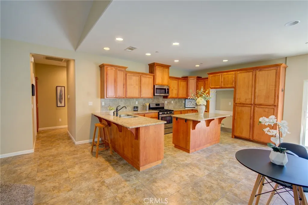 4032 Wood Creek Court, Merced, California 95348 home-pic-5