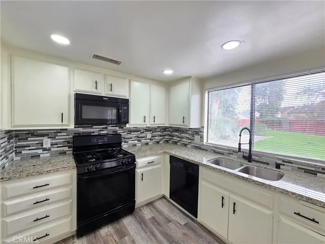 3604 Lordsburg Court, Bakersfield, California 93309