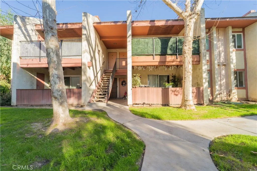 1060 S Idaho Street 42, La Habra, California 90631 home-pic-1
