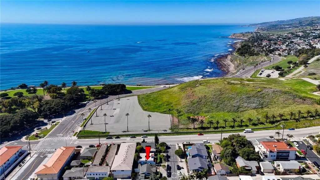 741 W 40th Street, San Pedro, California 90731 home-pic-30