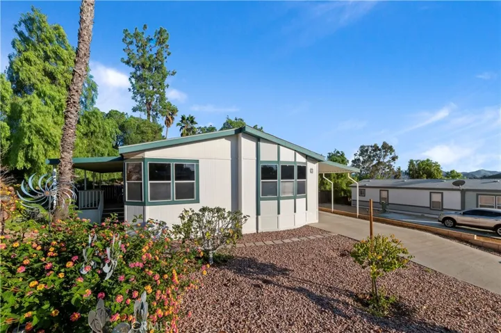 32600 State Highway 74 35, Hemet, California 92545