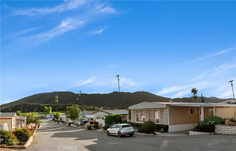 32600 State Highway 74 35, Hemet, California 92545