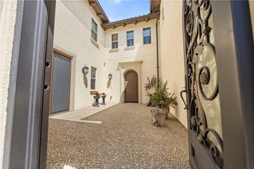 2825 Majestic Street, West Covina, California 91791 home-pic-11