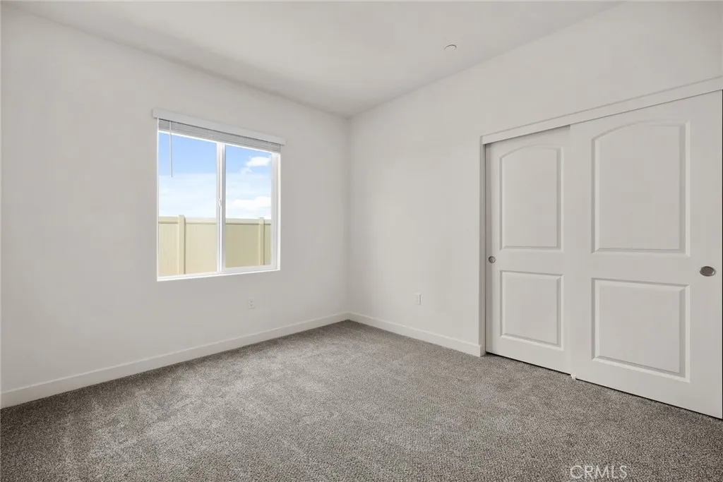 14891 Desert Lily Court, Apple Valley, California 92307 home-pic-3