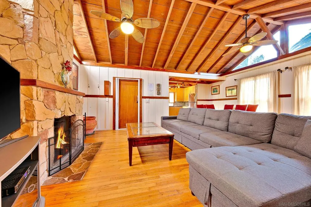 370 72 Nautilus St, La Jolla, California 92037 home-pic-9