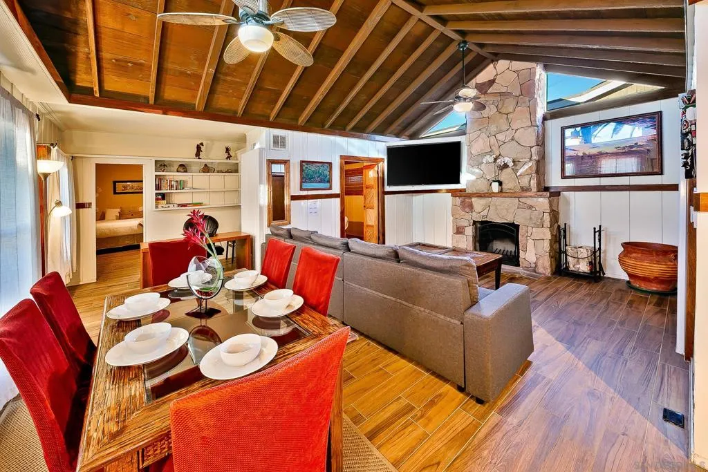 370 72 Nautilus St, La Jolla, California 92037 home-pic-6