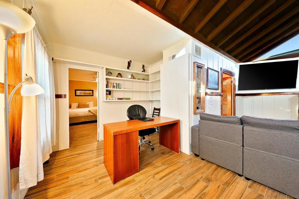 370 72 Nautilus St, La Jolla, California 92037 home-pic-7