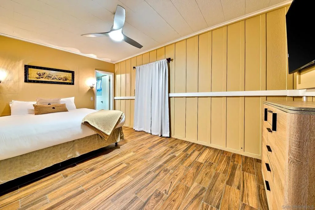 370 72 Nautilus St, La Jolla, California 92037 home-pic-13