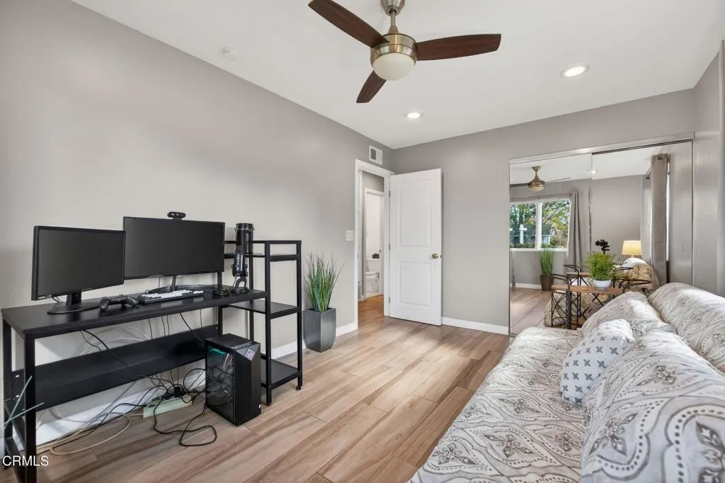 7500 Sale Avenue, Los Angeles, California 91307 home-pic-31