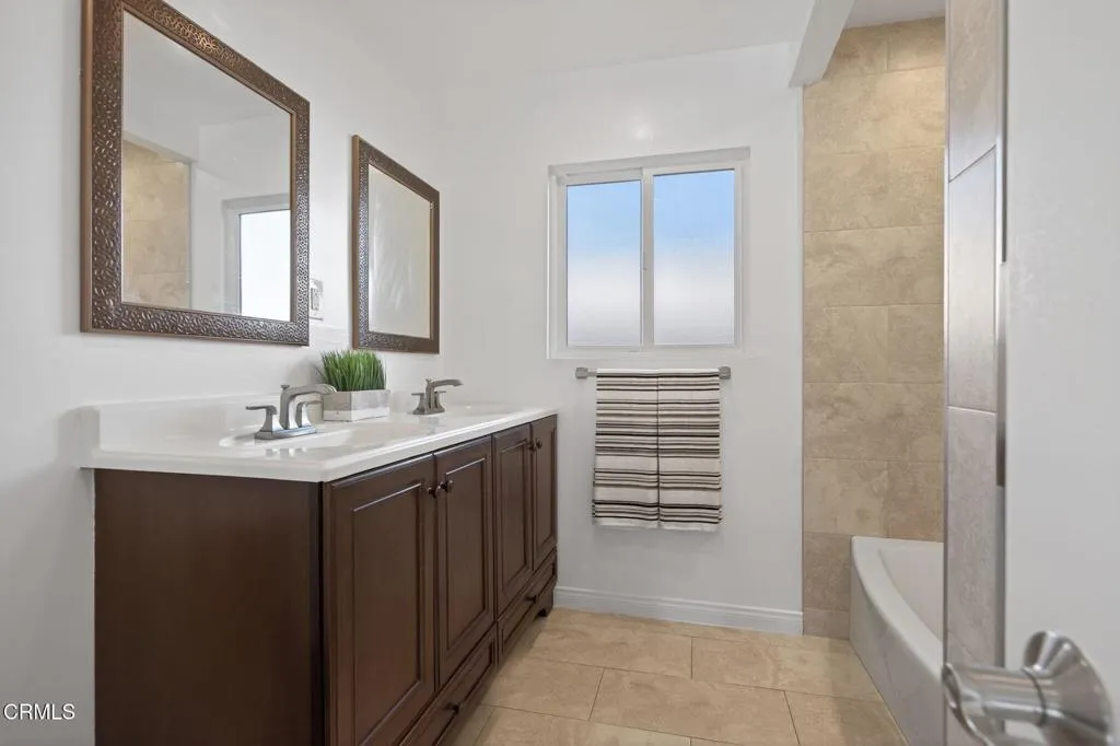 7500 Sale Avenue, Los Angeles, California 91307 home-pic-21