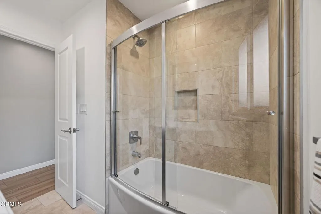 7500 Sale Avenue, Los Angeles, California 91307 home-pic-29